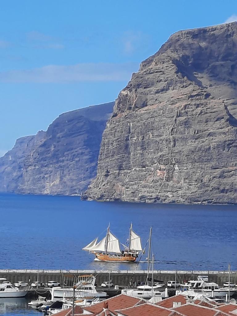 アカンティラド・デ・ロス・ヒガンテスAmazing View Los Gigantes & La Gomeraアパートメント エクステリア 写真
